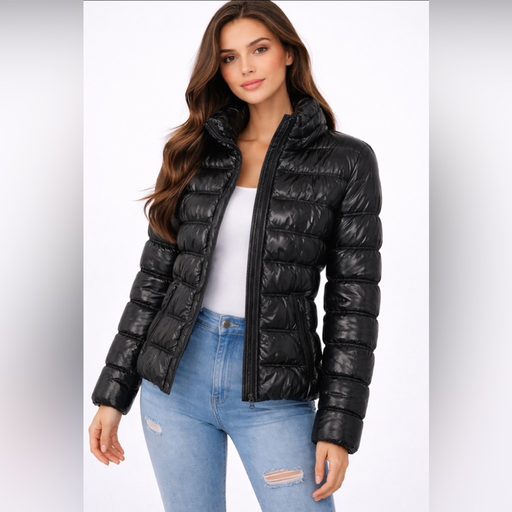 Forever 21 Black Puffer Jacket Zip Up Size 6 (C41)